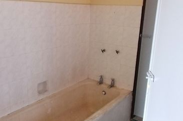 Jalan Klang Lama/ OKR Bungalow to Rent