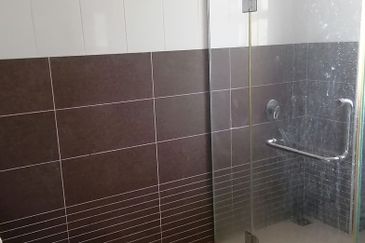 Jalan Klang Lama, OKR, Corner Bungalow for Sale