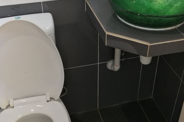 Jalan Klang Lama, Oug New Rebuilt Bungalow