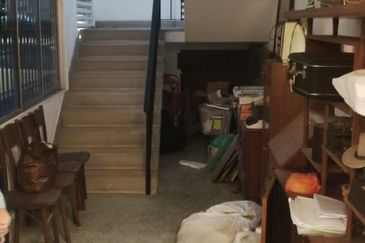 Mid Valley City Bungalow for Rent