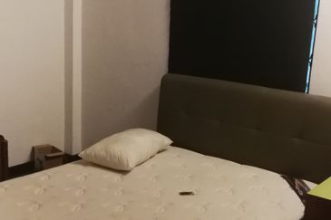 Mid Valley City Bungalow for Rent