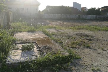 OUG, Bungalow Land For Sale