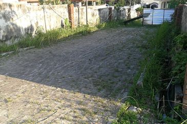 OUG, Bungalow Land For Sale