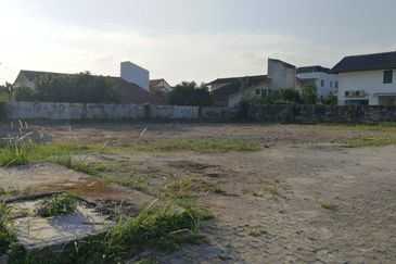 OUG, Bungalow Land For Sale