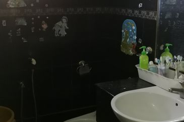 Happy Garden (Taman Gembira)