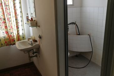 OUG, 2 Storey Terrace for sale