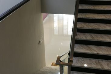 OUG Bungalow to Rent