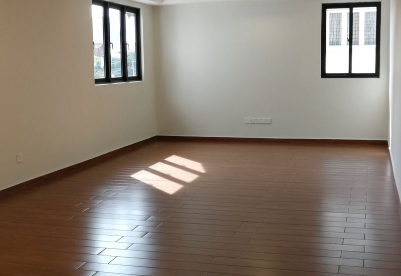 OUG Bungalow to Rent