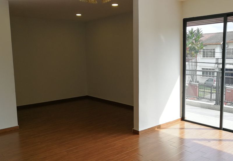 OUG Bungalow to Rent