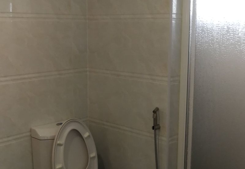 OUG Bungalow to Rent