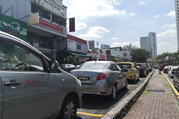 PETALING JAYA COMMERCIAL CITY