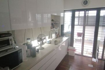 OUG/Taman Yarl Semi D Full Modern Renovation