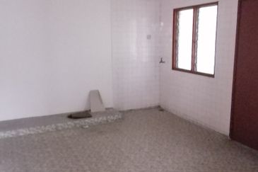 OUG/ Taman Yarl Semi D High Visibility for Rent