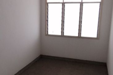 OUG/ Taman Yarl Semi D High Visibility for Rent