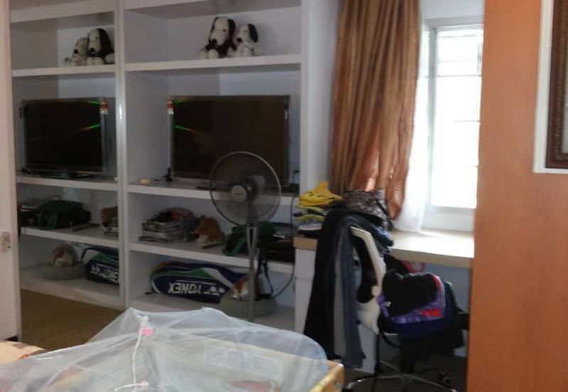 OUG/Taman United Bungalow For Rent