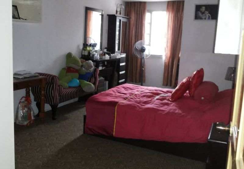 OUG/Taman United Bungalow For Rent