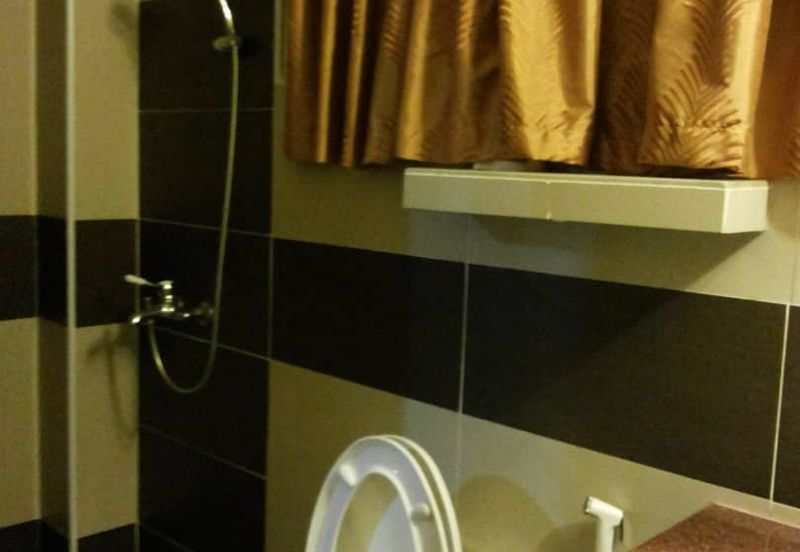 OUG/Taman United Bungalow For Rent