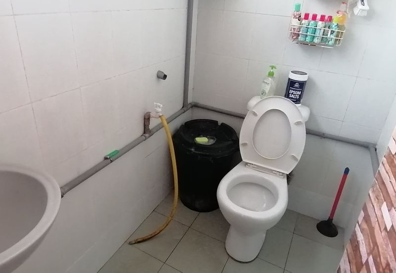 OUG/Happy Garden 1 Storey Terrace for sale