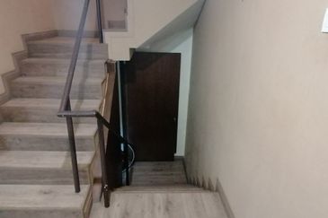 OUG/Happy Garden Fully Furnished Semi D for Rent