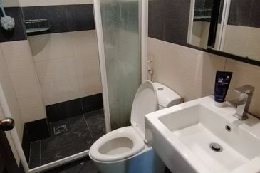 OUG/Happy Garden Fully Furnished Semi D for Rent