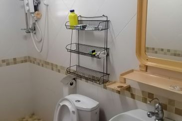 OUG 2 Storey Semi D Strategic Location for Sale