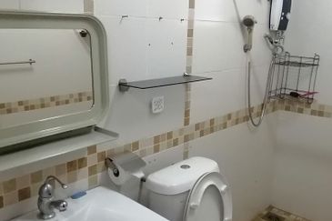 OUG 2 Storey Semi D Strategic Location for Sale