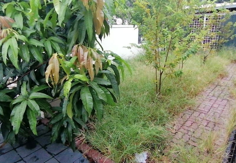 OUG/Taman Yarl Corner Bungalow with Spacious Land