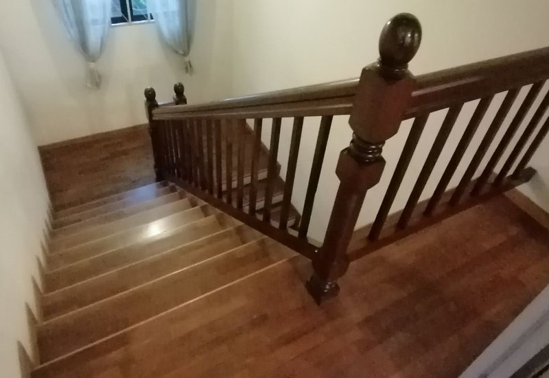 OUG/Taman Yarl Corner Bungalow with Spacious Land