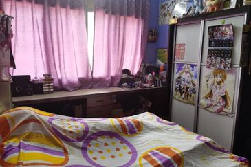 OUG/Taman Yarl Corner 2 Storey Semi D For Sale