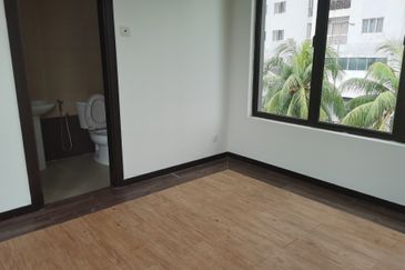 Oug/Taman Yarl Individual 3.5 Storey Bungalow