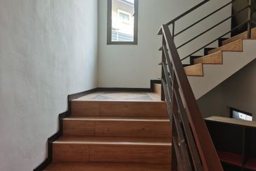 Oug/Taman Yarl Individual 3.5 Storey Bungalow