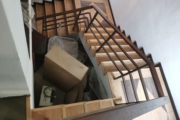 Oug/Taman Yarl Individual 3.5 Storey Bungalow