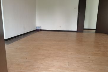 OUG/Taman Yarl 3.5 Storey Bungalow for Rent