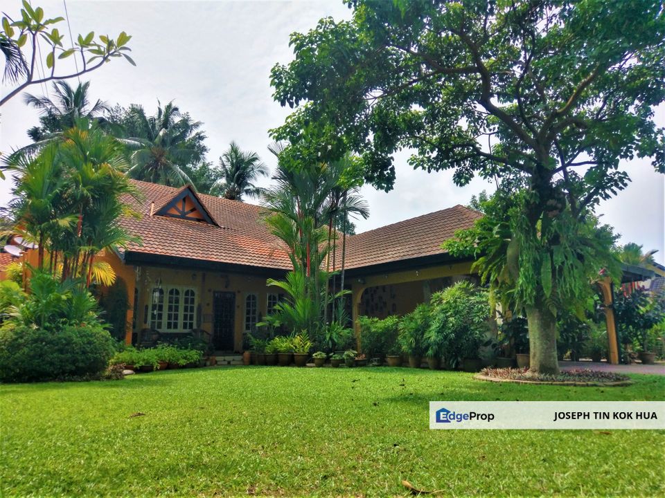 Yarl bungalow taman Villa Yarl,