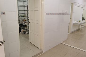 OUG Corner Rebuilt 2 Storey Terrace For Sale