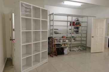 OUG Corner Rebuilt 2 Storey Terrace For Sale