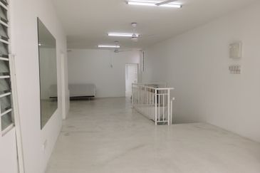 OUG Corner Rebuilt 2 Storey Terrace For Sale