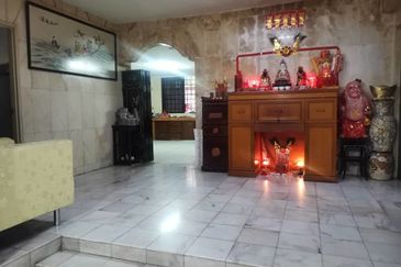 OUG Bungalow House Gated Guarded With Garden Space