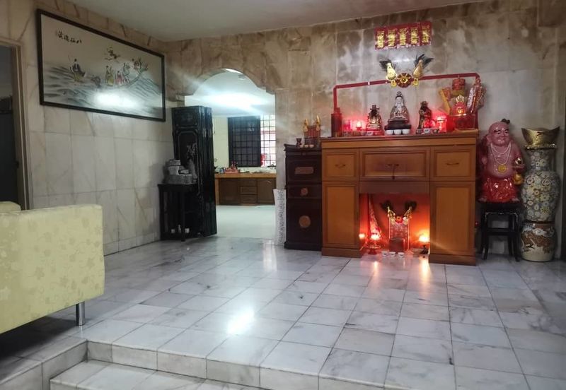 OUG Bungalow House Gated Guarded With Garden Space