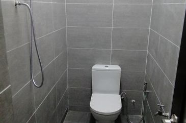 Taman Oug/ Taman United Corner House for Rent