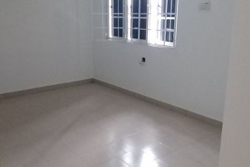 Taman Oug/ Taman United Corner House for Rent