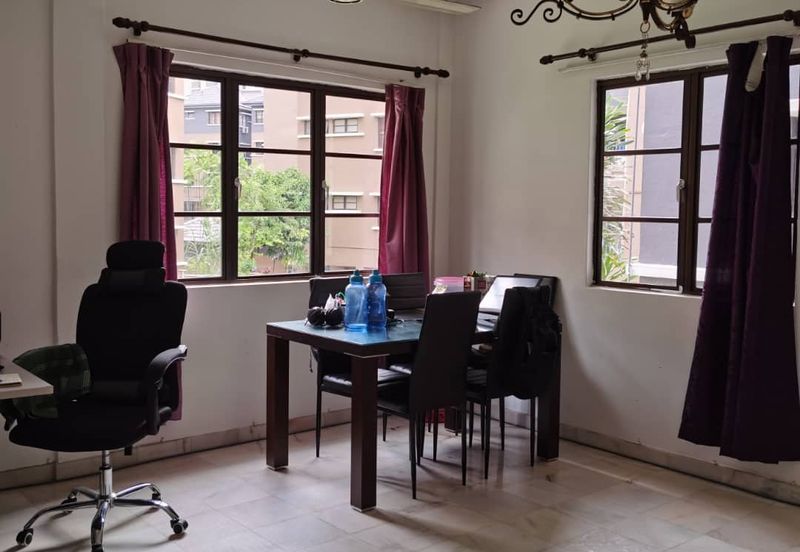 1st Floor Villa OUG Townhouse