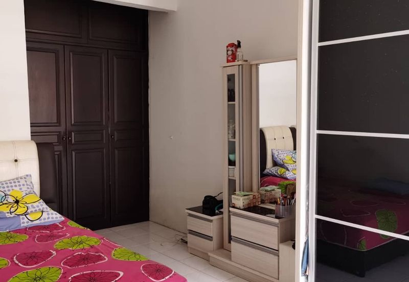 1st Floor Villa OUG Townhouse