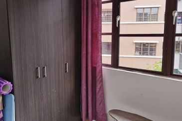 1st Floor Villa OUG Townhouse