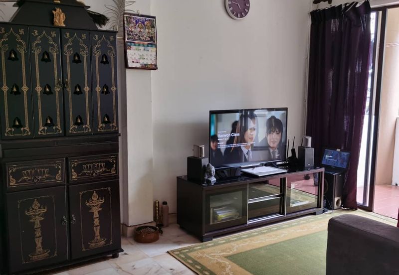 1st Floor Villa OUG Townhouse