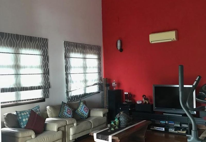 OUG/ Taman Yarl Bungalow For Rent