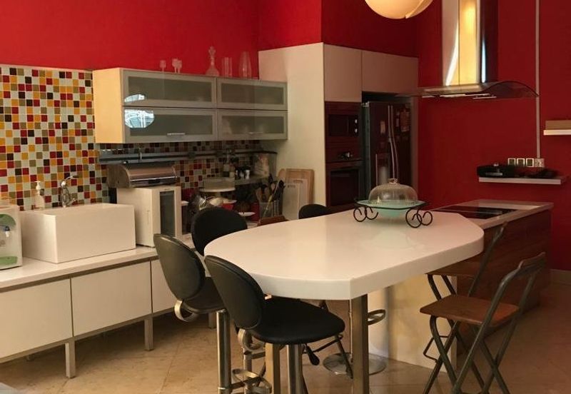 OUG/ Taman Yarl Bungalow For Rent