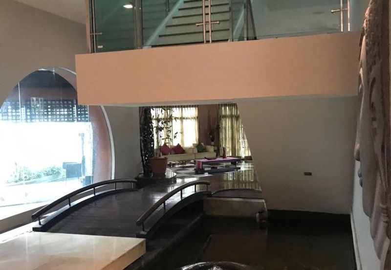 OUG/ Taman Yarl Bungalow For Rent