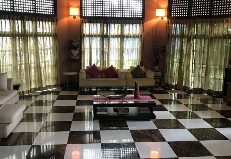 OUG/ Taman Yarl Bungalow For Rent