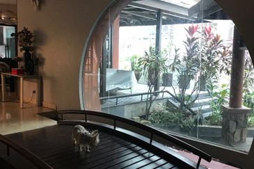 OUG/ Taman Yarl Bungalow For Rent